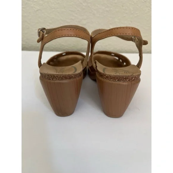 Dansko Coquette Floral Cut Out Sandals Women’s Size 36 - Picture 3 of 6